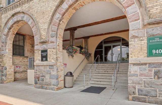 940 Monroe Ave NWUnit 415 photos photos