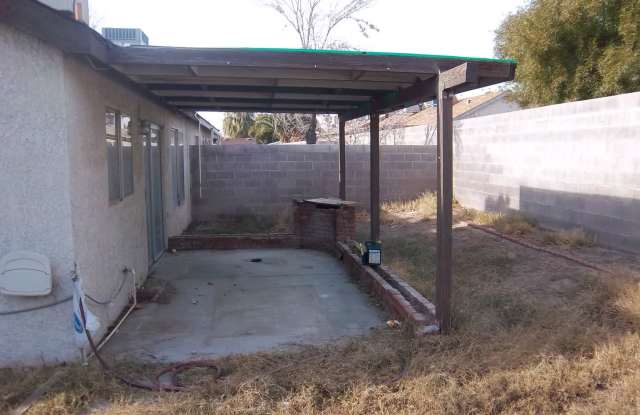 2 bedroom townhouse Nellis/Charleston 1425/mo photos photos