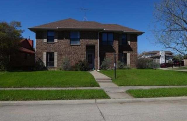 13135 Rocky Ledge Dr - 13135 Rocky Ledge Drive, Balch Springs, TX 75180