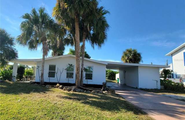 3301 ASH STREET photos photos