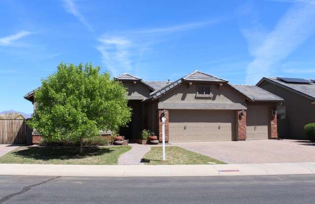 Near Eastmark - 4 Bedroom photos photos