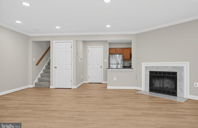 12158 OLD SALEM Court Gallery 2