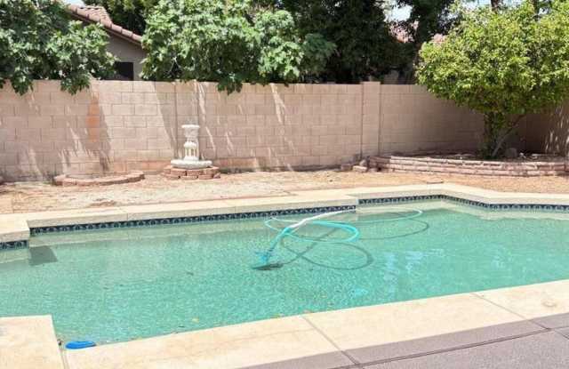 472 W Country Estates Avenue photos photos