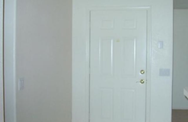 8541 W DAHLIA Drive Gallery 2