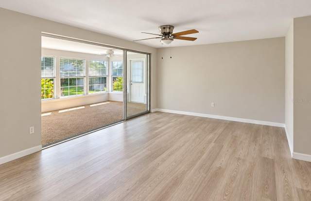 6631 GLADES Way Gallery 4