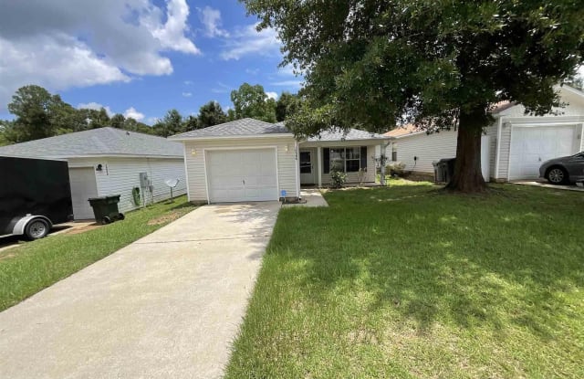10588 Wilderness Ln - 10588 Wilderness Lane, Gonzalez, FL 32534