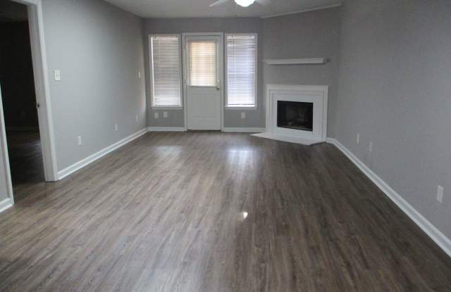 Now Available Townhome in West Augusta! Gallery 4