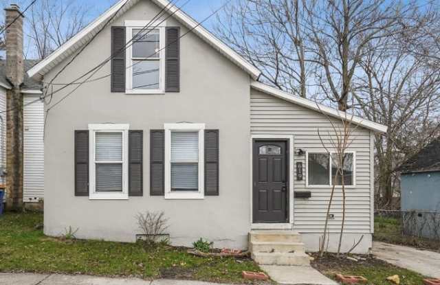 619 Charles Avenue Southeast photos photos