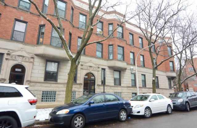 2903 Mildred photos photos