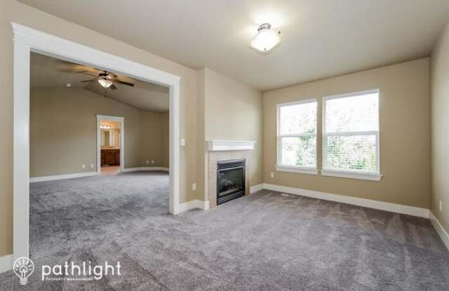4615 205th Street Court East Gallery 3