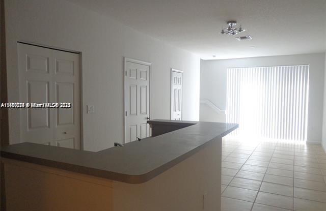 6303 Landings Way Gallery 3