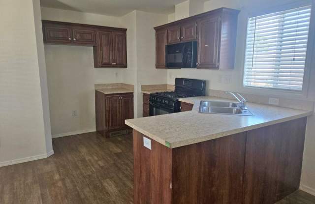 342 Petrol Rd - 342 Petrol Road, Kern County, CA 93308