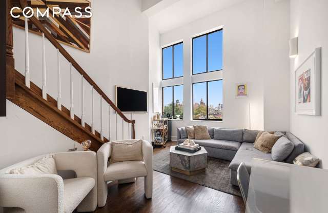 421 Hudson Street photos photos