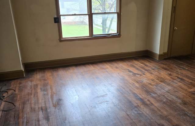 2332 West Lloyd Street - 2332 - 2332 West Lloyd Street, Milwaukee, WI 53205