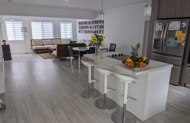 3001 SW 19th Street, Miami, FL 33145 photos photos