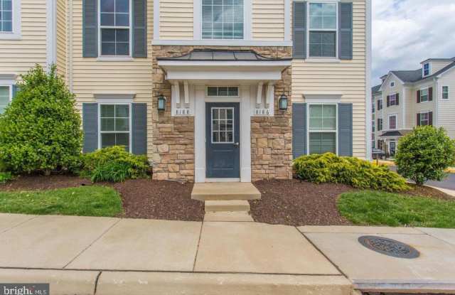 8188 FALLS GROVE Drive Gallery 3