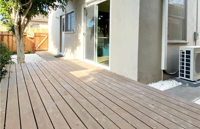 827 Catalina Street - 827 Catalina, Laguna Beach, CA 92651