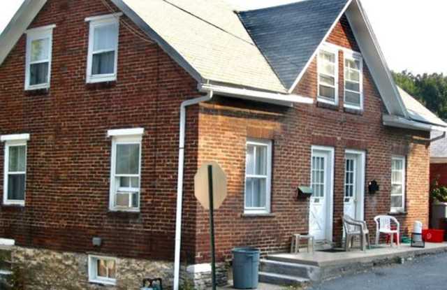 301-303 Pike St photos photos