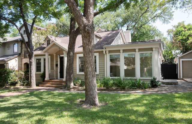 Adorable Enfield Home With Detached Studio Garage Gallery 4