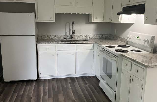 4110 Glendon Road photos photos