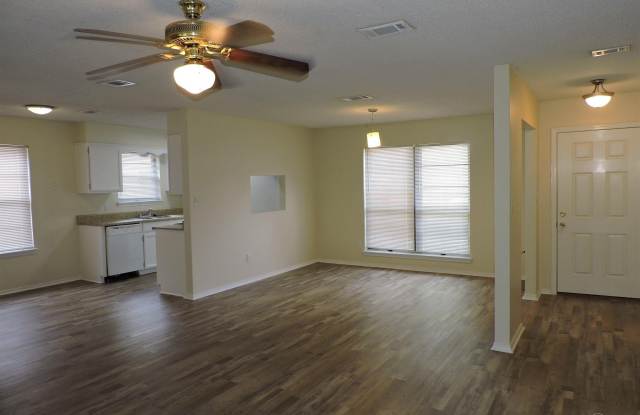 7705 Deborah Dr Gallery 4