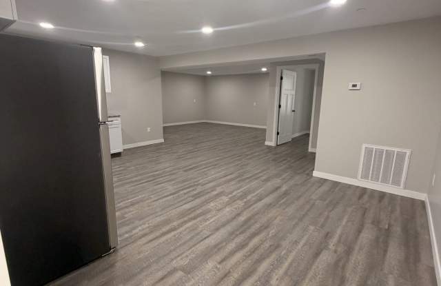 216 Wilcox Parkway - 6 Gallery 3