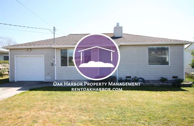 2 Bed 1 Bath - Dog Friendly - Ideal Location - Windjammer Park - 1884 Southwest Beeksma Drive, Oak Harbor, WA 98277