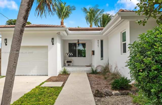 9025 Dickens Ave - 9025 Dickens Avenue, Surfside, FL 33154