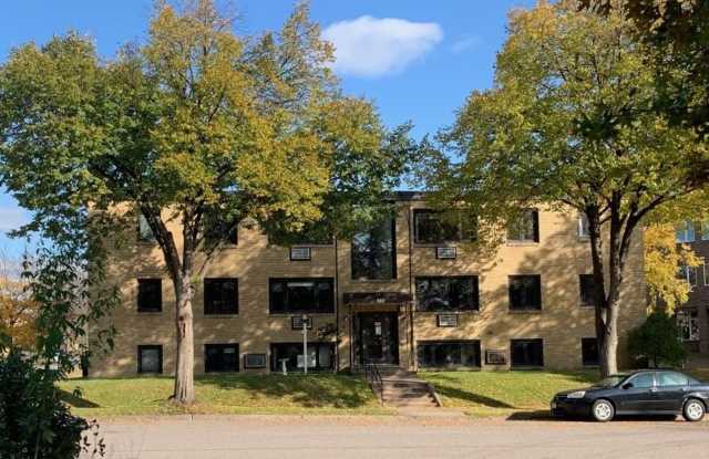 Charming 1 Bedroom next to Swede Hollow Park! photos photos