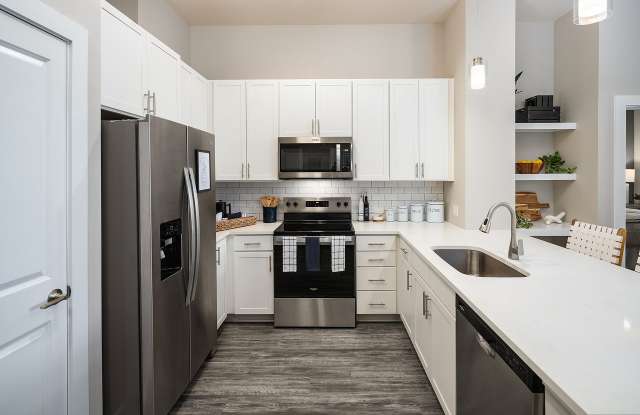 Abberly Royal Creek Apartment Homes Gallery 3