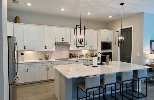 17577 SANTORINI Court Gallery 3