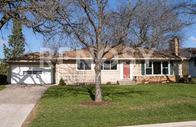 3BD/1.5BA Home in Edina Available Now! photos photos 3BD/1.5BA Home in Edina Available Now! photos photos