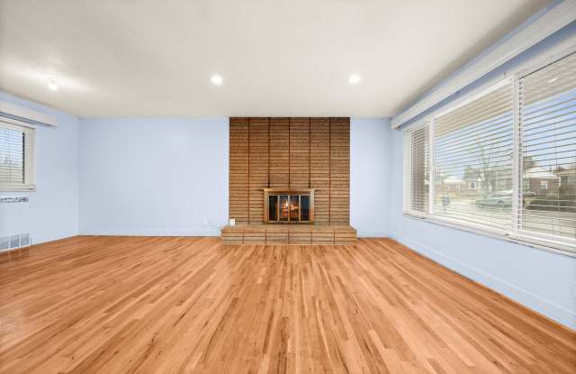 1884 East 1700 South Gallery 4