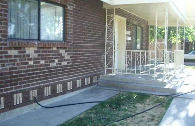 Ready for new occupants! 2 Bedroom 1 Bath Home in Midtown. photos photos