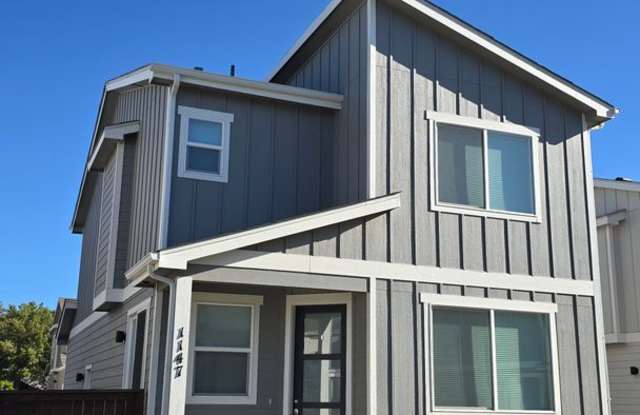 Newer Construction Berthoud Property Gallery 1