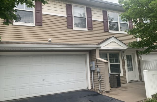 10833 Kingsfield Lane - 10833 Kingsfield Lane, Woodbury, MN 55129