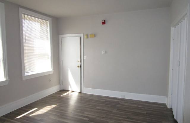 5358 WOODLAND Avenue photos photos