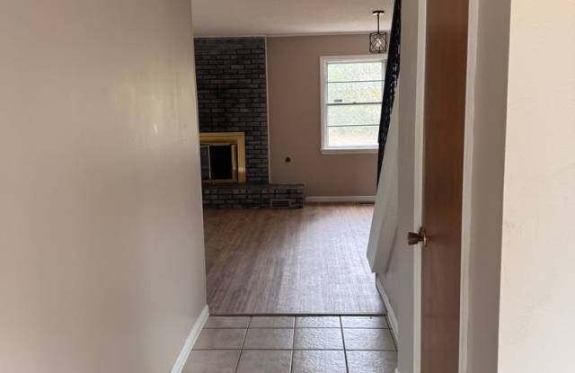Beautifully Updated 3-Bedroom, 2-Bath Home! Gallery 4