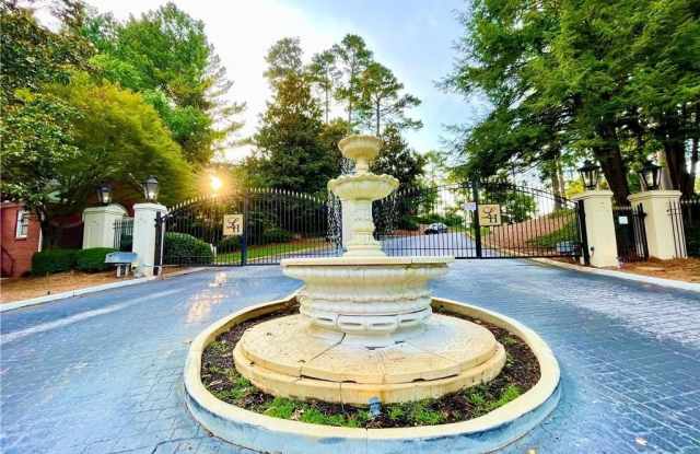 3312 Pine Heights Drive NE photos photos