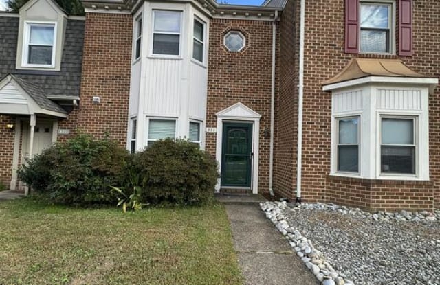 823 Creekside Crescent - 823 Creekside Crescent, Chesapeake, VA 23320