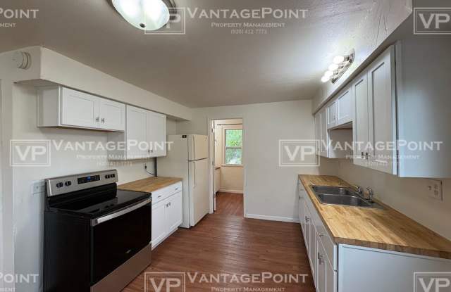 707 Graves Street - Upper Gallery 2