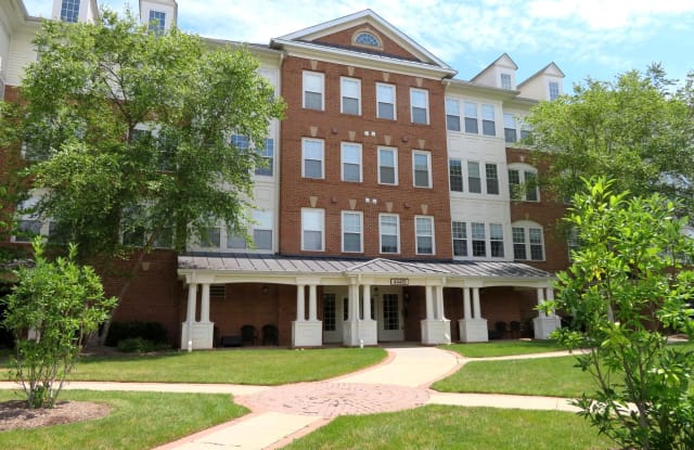 44485 CHAMBERLAIN TERRACE - 44485 Chamberlain Ter, Ashburn, VA 20147
