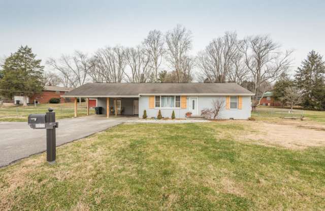 Knoxville 37918 - 2 Bedroom, 1 Bath, Ranch in Fountain City - Call or text Ryan Fogarty (865) 333-4840 photos photos