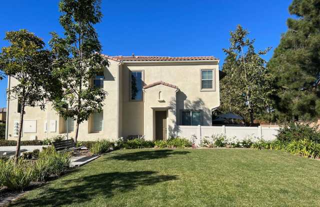 Stunning 3-Bed/2.5-Bath End Unit Condo with Solar & Large Yard photos photos