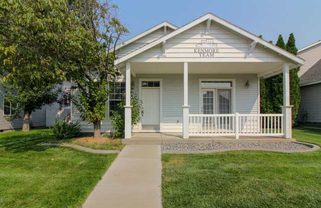 3 Bedroom, 2 Bath Home in Pasco Gallery 1