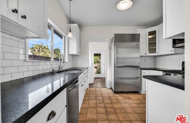 2014 5th Ave photos photos