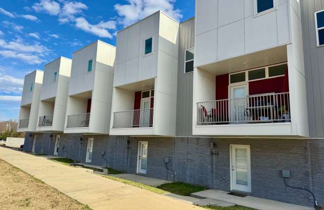 1636 Razorback Rd photos photos