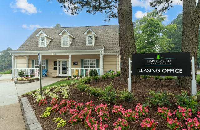 Linkhorn Bay Apartments photos photos