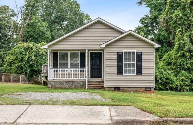 Welcome to this charming 4 bedroom, 2 bathroom home located in Greensboro, NC. photos photos