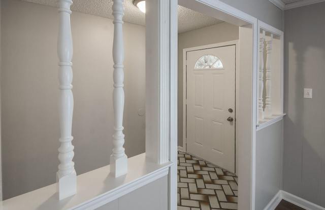 6318 Scarletcrest Lane Gallery 2